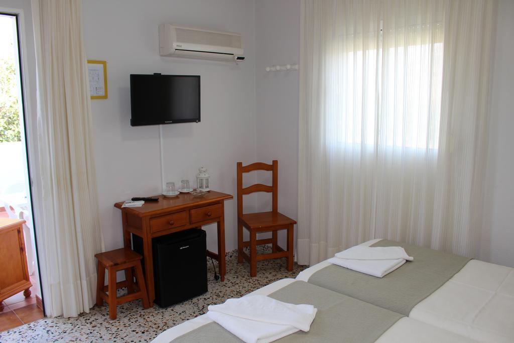 Apartamentos Bolonia Paraiso Exterior photo